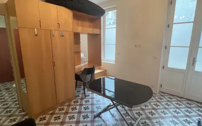 Appartement 1 240 €/mois PARIS (75007) photo 2