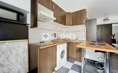 Appartement 895 €/mois VERSAILLES (78000) photo 2