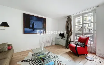 Appartement 1 720 €/mois PARIS (75010) photo 2