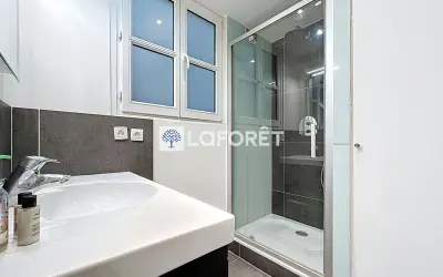 Appartement 1 720 €/mois PARIS (75010) photo 7