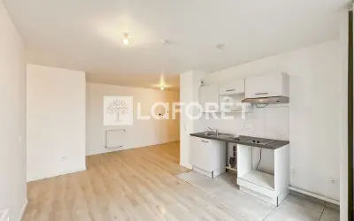 Appartement 814 €/mois VIGNEUX SUR SEINE (91270) photo 4