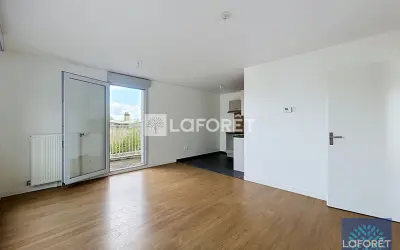 Appartement 878 €/mois COMBS LA VILLE (77380) photo 2