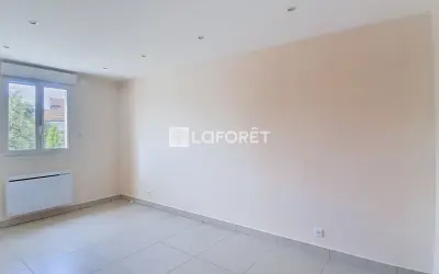 Appartement 1 280 €/mois VILLENEUVE LE ROI (94290) photo 4