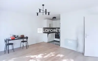 Appartement 1 025 €/mois CHOISY LE ROI (94600) photo 4