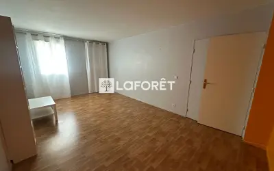 Appartement 1 012 €/mois VILLEJUIF (94800) photo 4