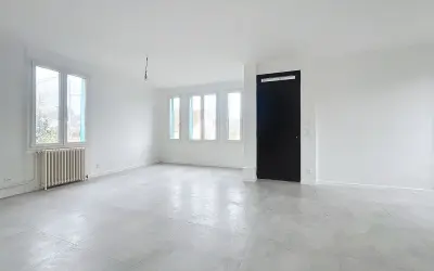 Maison 2 250 €/mois VIRY CHATILLON (91170) photo 2