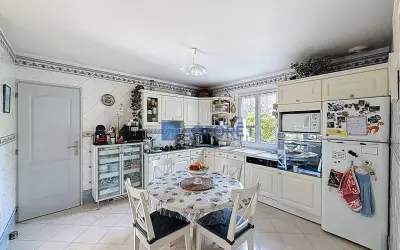 Maison 389 000 € SAINT PIERRE DU PERRAY (91280) photo 8