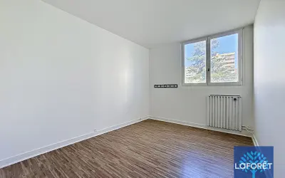 Appartement 145 800 € CHILLY MAZARIN (91380) photo 7