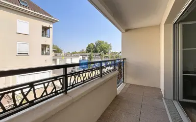 Appartement 899 €/mois MOISSY CRAMAYEL (77550) photo 4