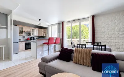 Appartement 1 350 €/mois Chilly Mazarin (91380) photo 2