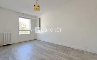 Appartement 325 000 € MONTROUGE (92120) photo 2