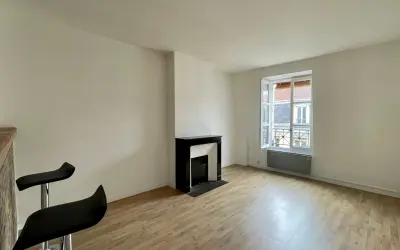 Appartement 1 025 €/mois PARIS (75011) photo 2