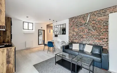 Appartement 1 700 €/mois PARIS (75015) photo 2