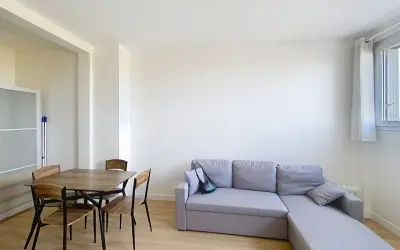 Appartement 1 099 €/mois PARIS (75116) photo 2