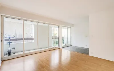 Appartement 380 000 € PARIS (75015) photo 2