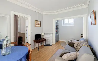 Appartement 1 590 €/mois PARIS (75015) photo 2