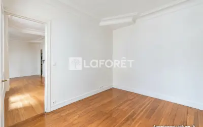 Appartement 378 500 € PARIS (75015) photo 6