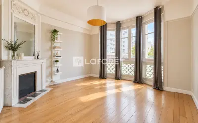 Appartement 1 310 400 € PARIS (75015) photo 6