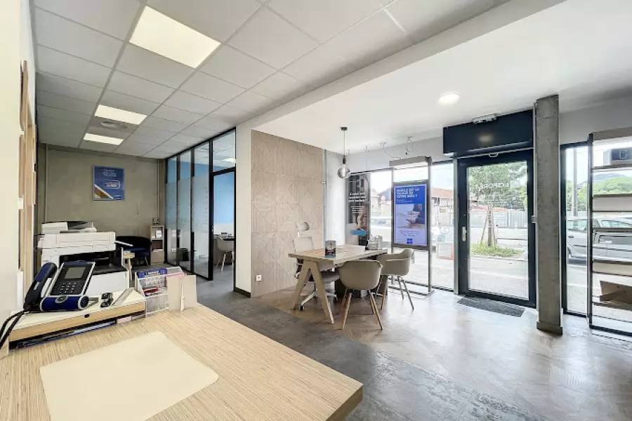 Agence Agence immobilière AUBAGNE Bouches-du-Rhône | Laforêt AUBAGNE ⇔ Laforêt ...
