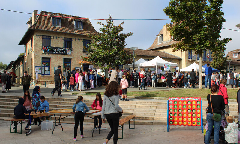 forum des associations des clayes sous bois le 09 09 2018 actualites laforet plaisir laforet immobilier